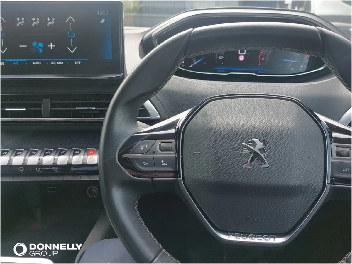 Peugeot 3008 Diesel Estate Allure Premium - Image 4