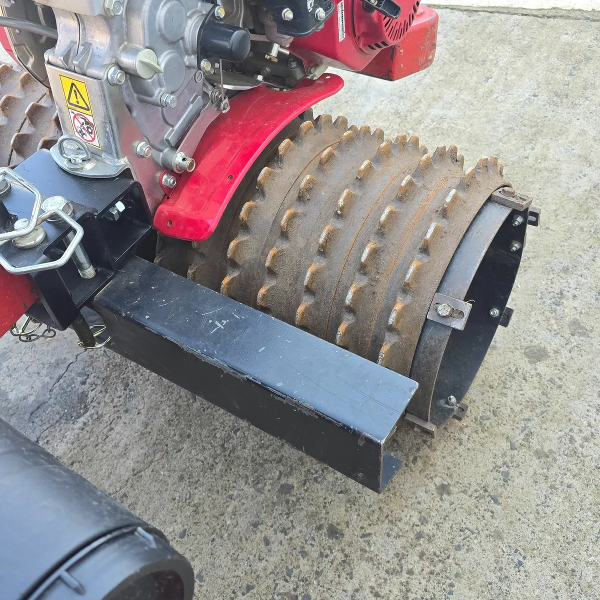 Redexim Blec Cultipack Lawn Seeder - Image 2