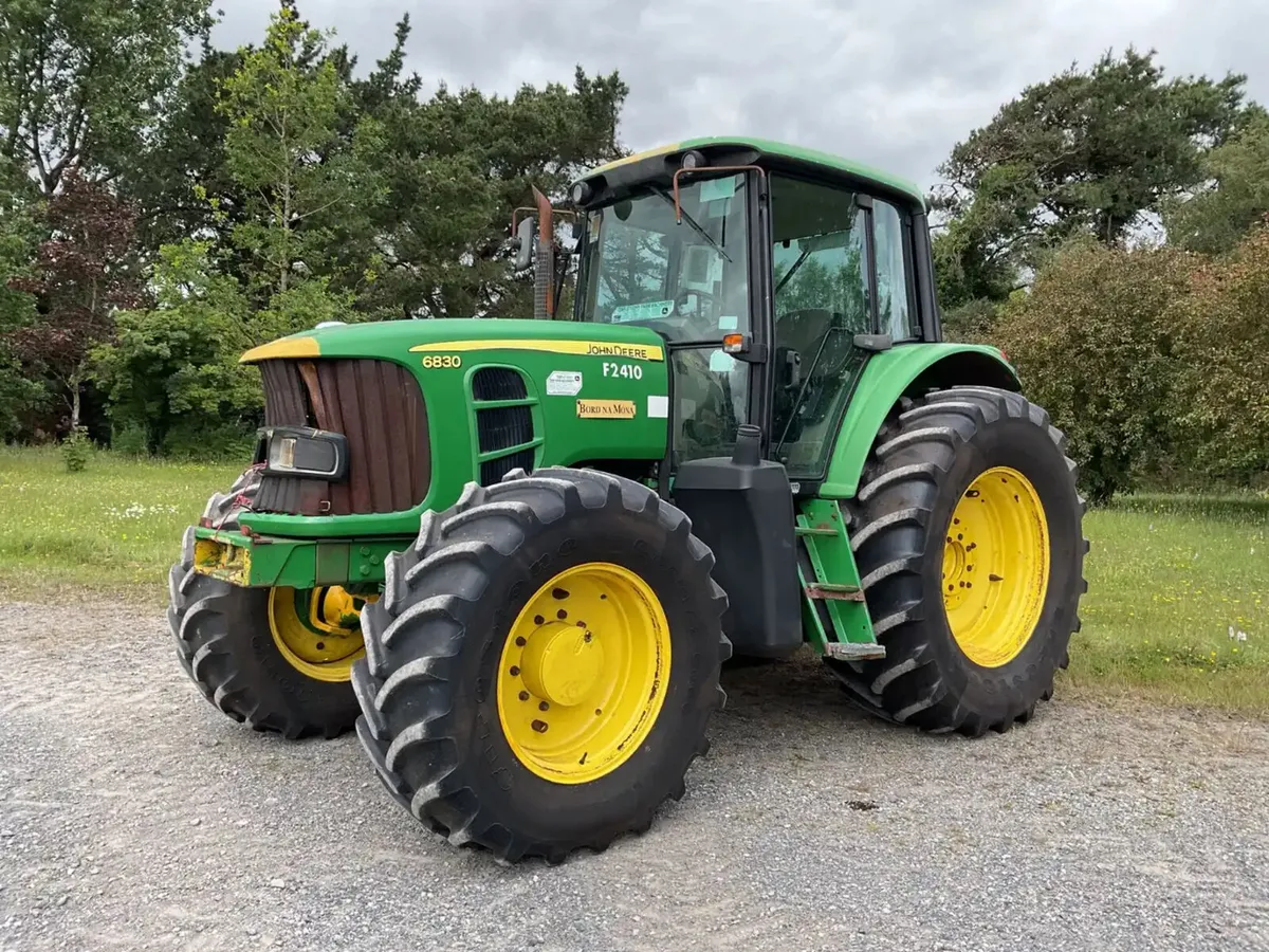 2010 John Deere 6830 4WD Tractor For Auction - Image 1