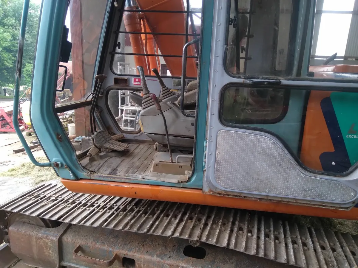 Hitachi EX100 - Image 4