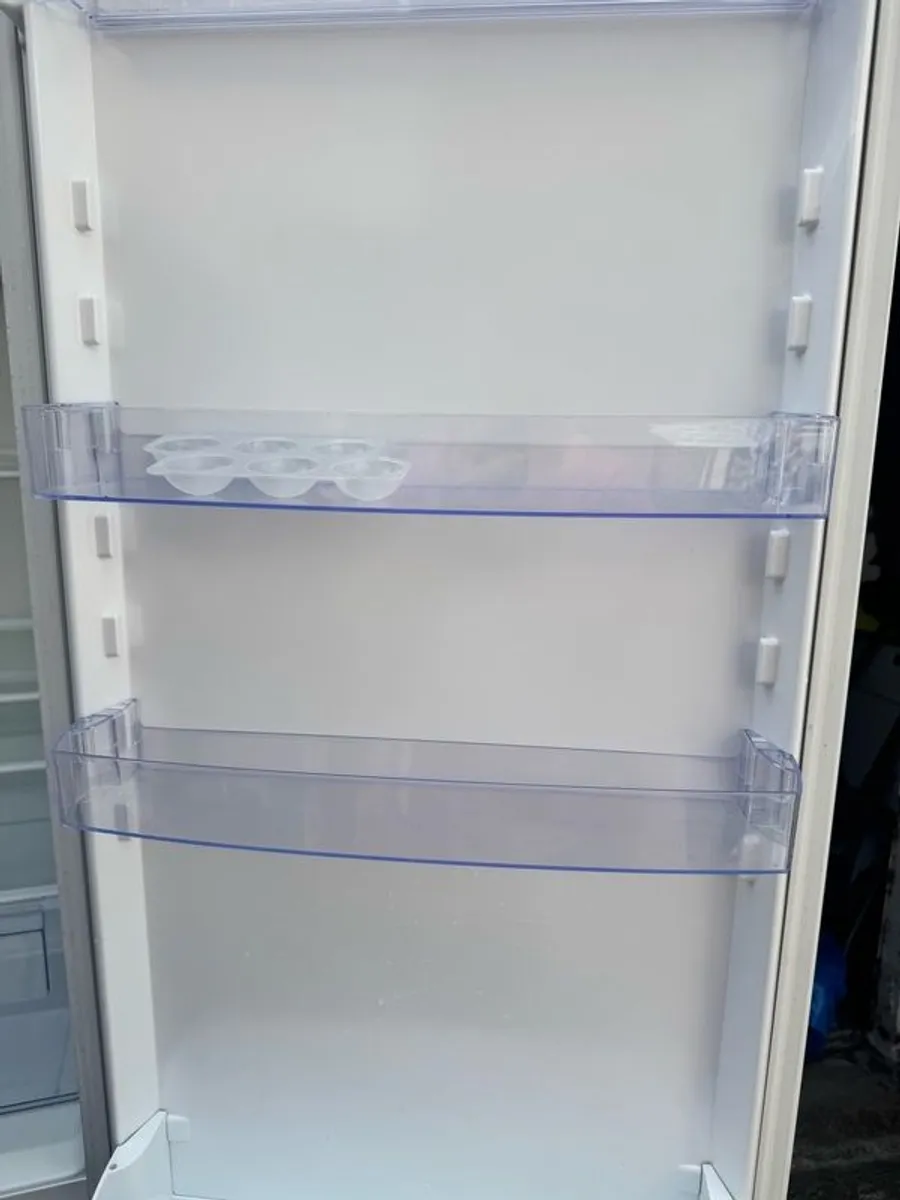 Zanussi Integrated Fridge Freezer 70 30  A Rating - Image 2