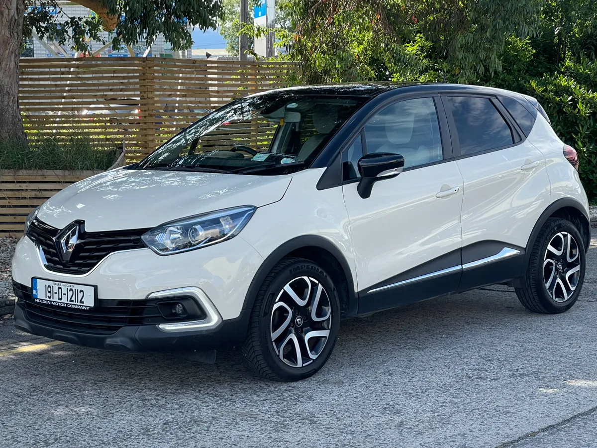 Renault Captur.KEYLESS ENTRY..LOW MILES - Image 3