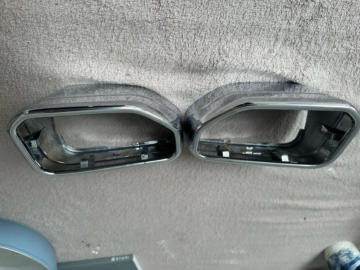 X3 BMW chrome exhaust pipes - Image 1