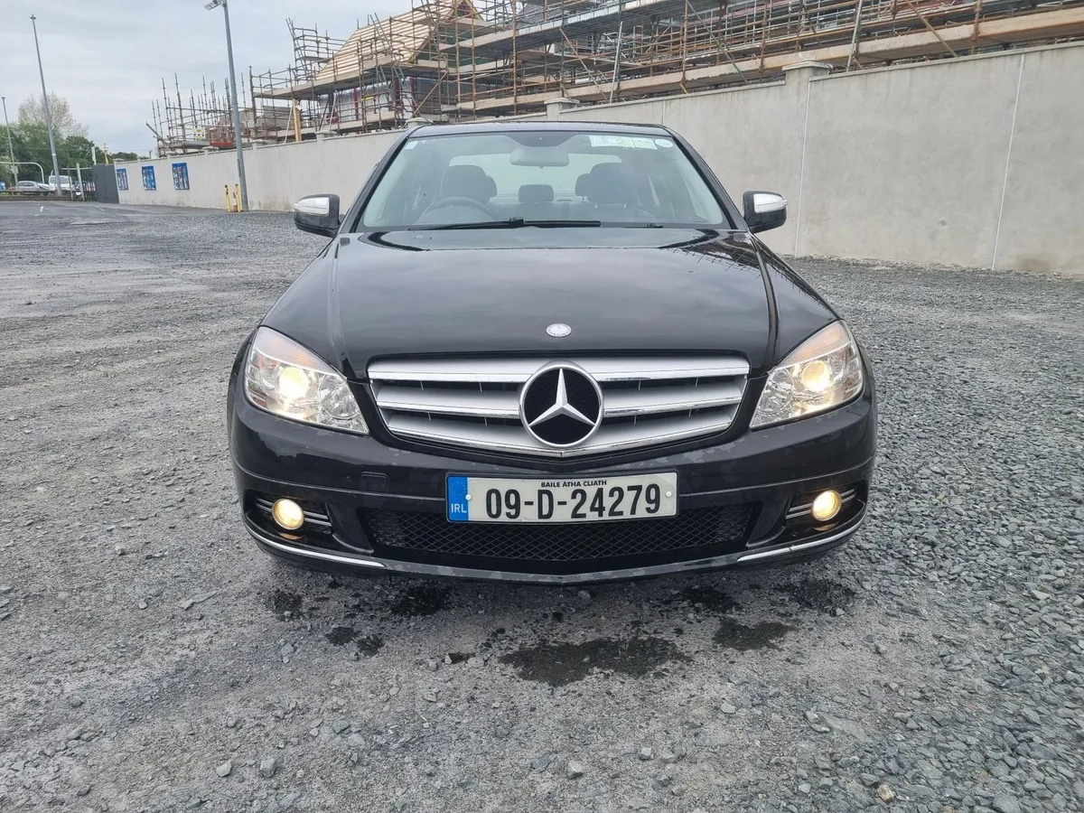Mercedes-Benz C-Class 2009 - Image 4