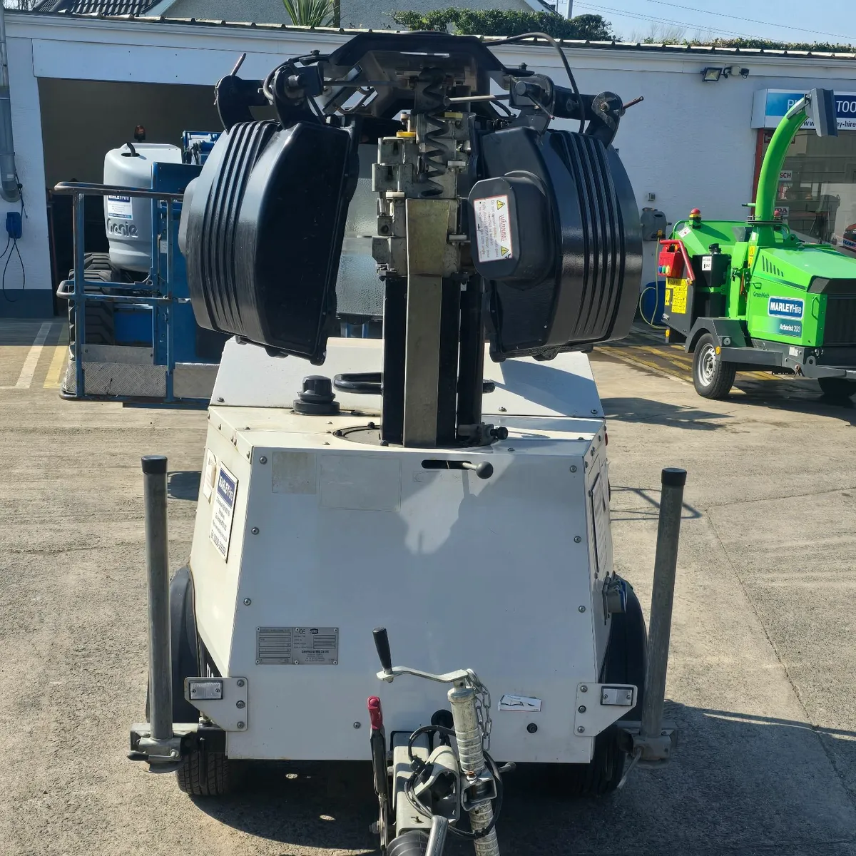 SMC Diesel Lighting Tower + Generator - Image 4
