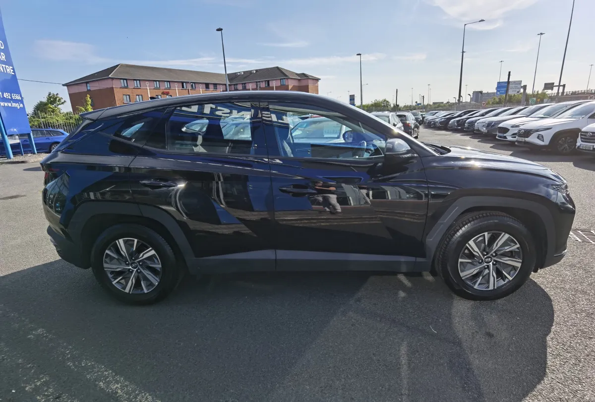 HYUNDAI TUCSON 1.6 COMFORT PLUS - Image 4