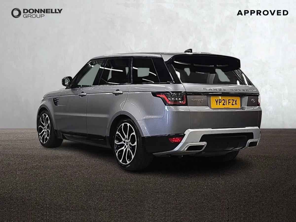 Land Rover Range Rover Sport Diesel Estate HSE Sil - Image 2