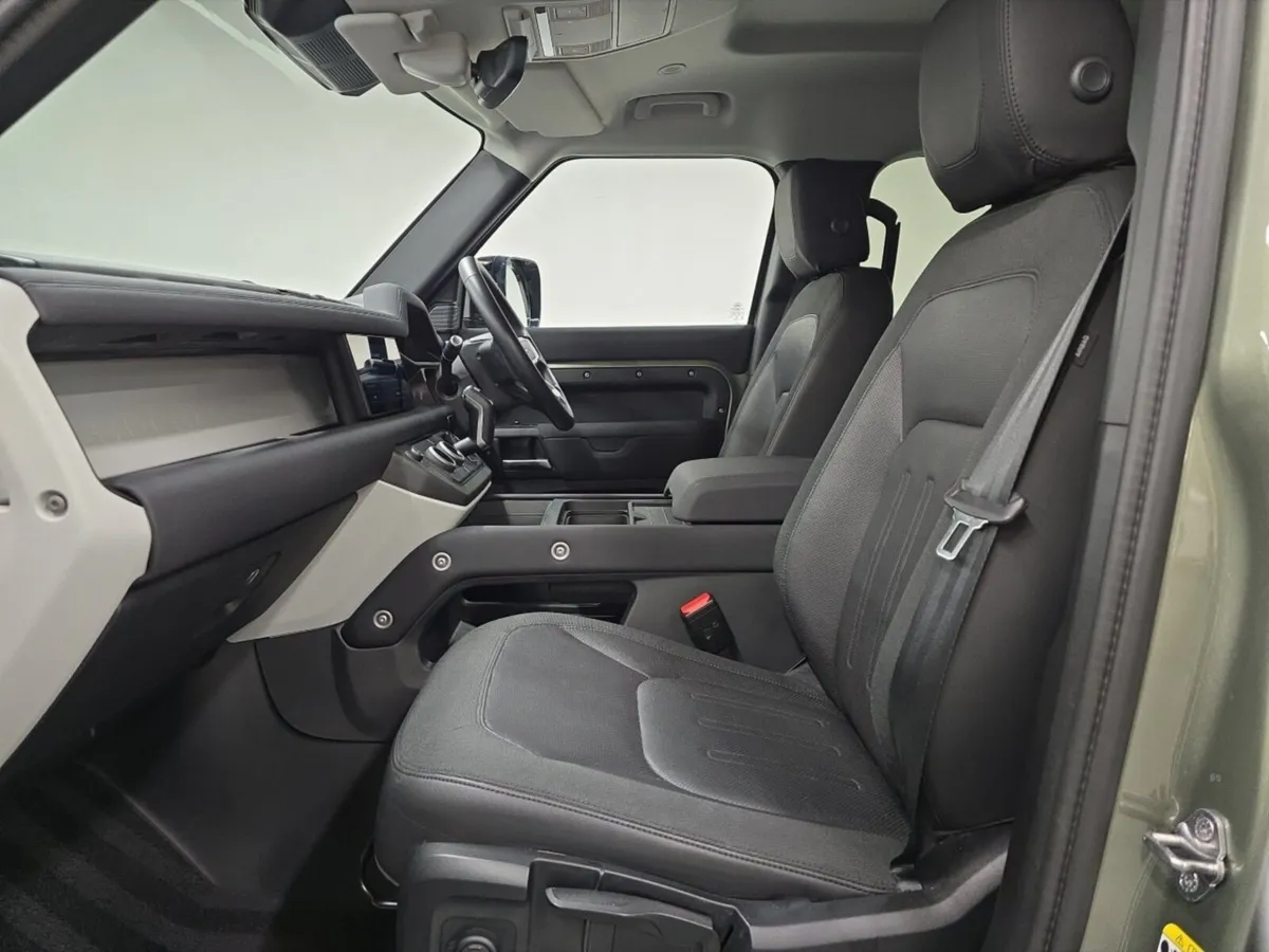 Land Rover Defender Diesel Estate S - Image 3