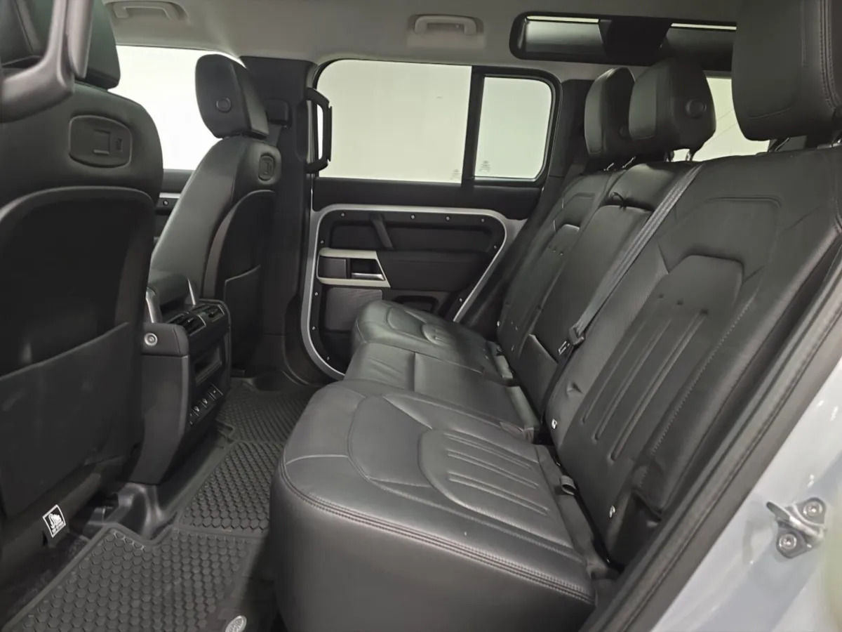 Land Rover Defender Estate Special Editions XS Edi - Image 4