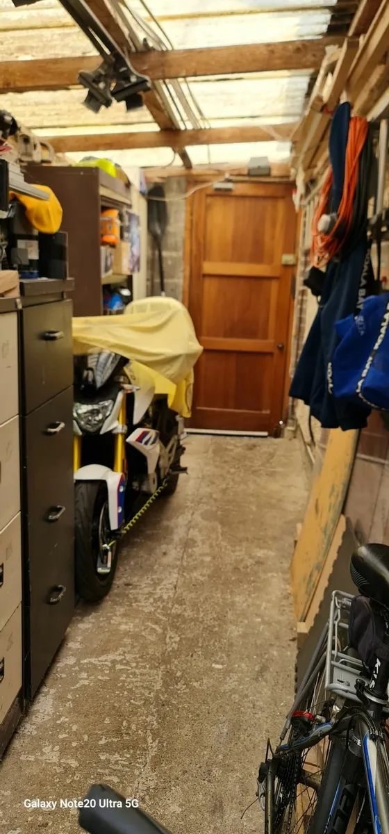 BMW G 310 R 2017 - Image 1
