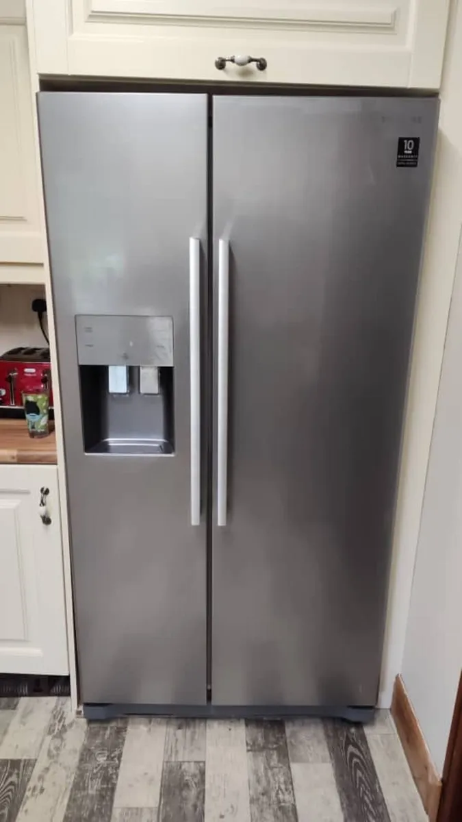 Samsung American fridge freezer - Image 1