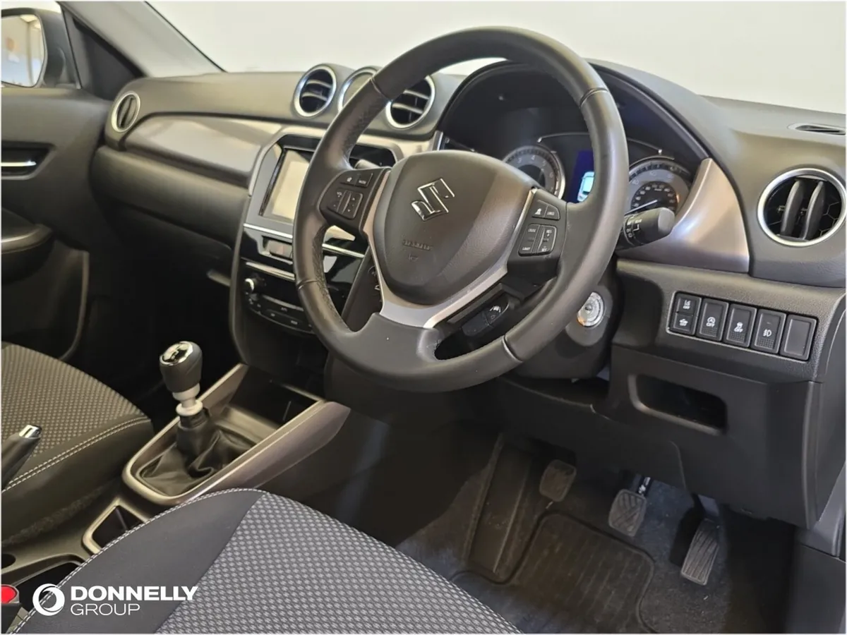 Suzuki Vitara Estate SZ-T - Image 4
