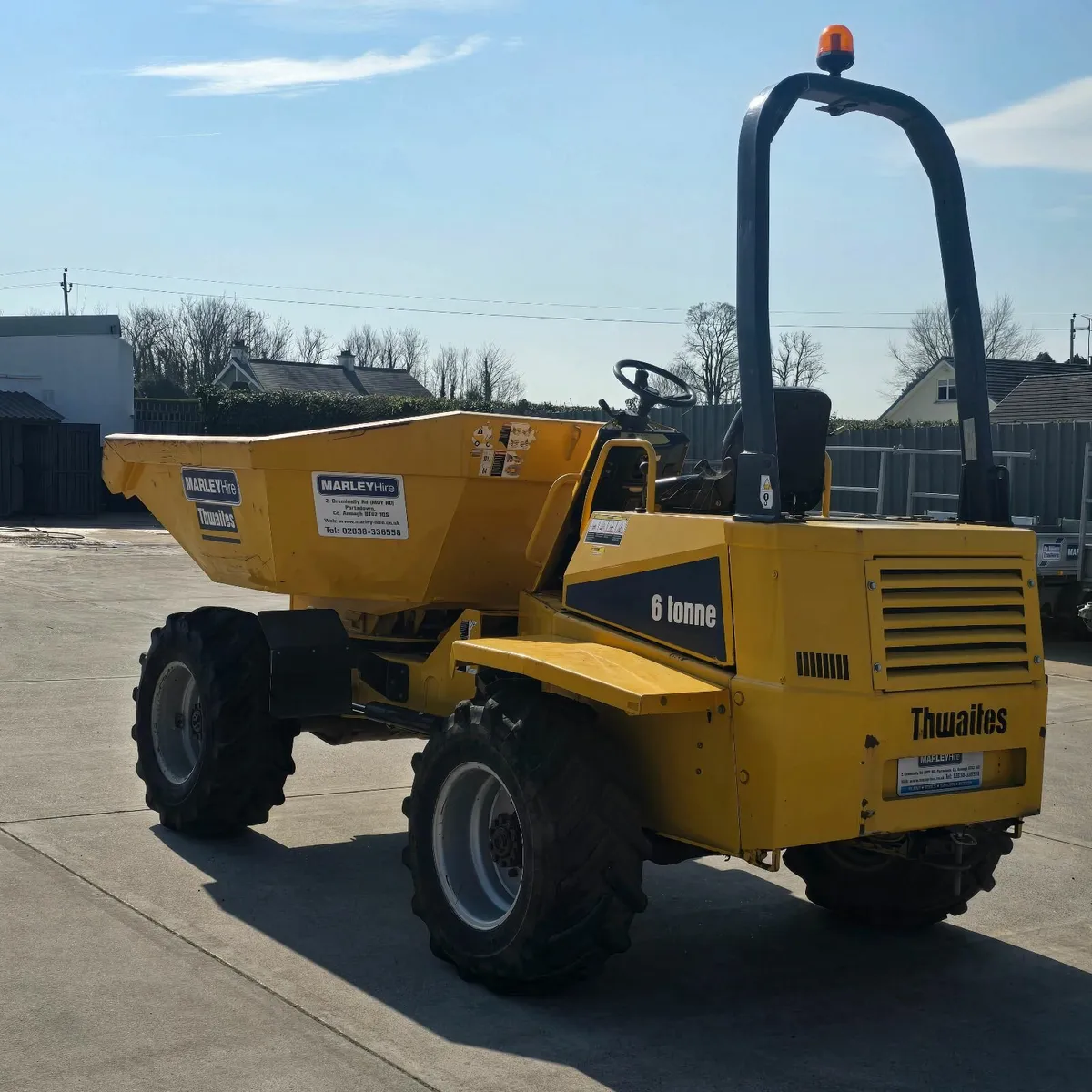 Thwaites 6 Ton Swivel Skip Dumper - Image 1