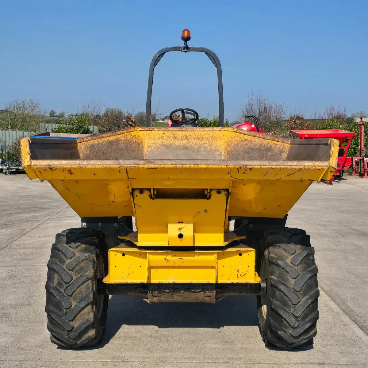 Thwaites 6 Ton Swivel Skip Dumper - Image 3