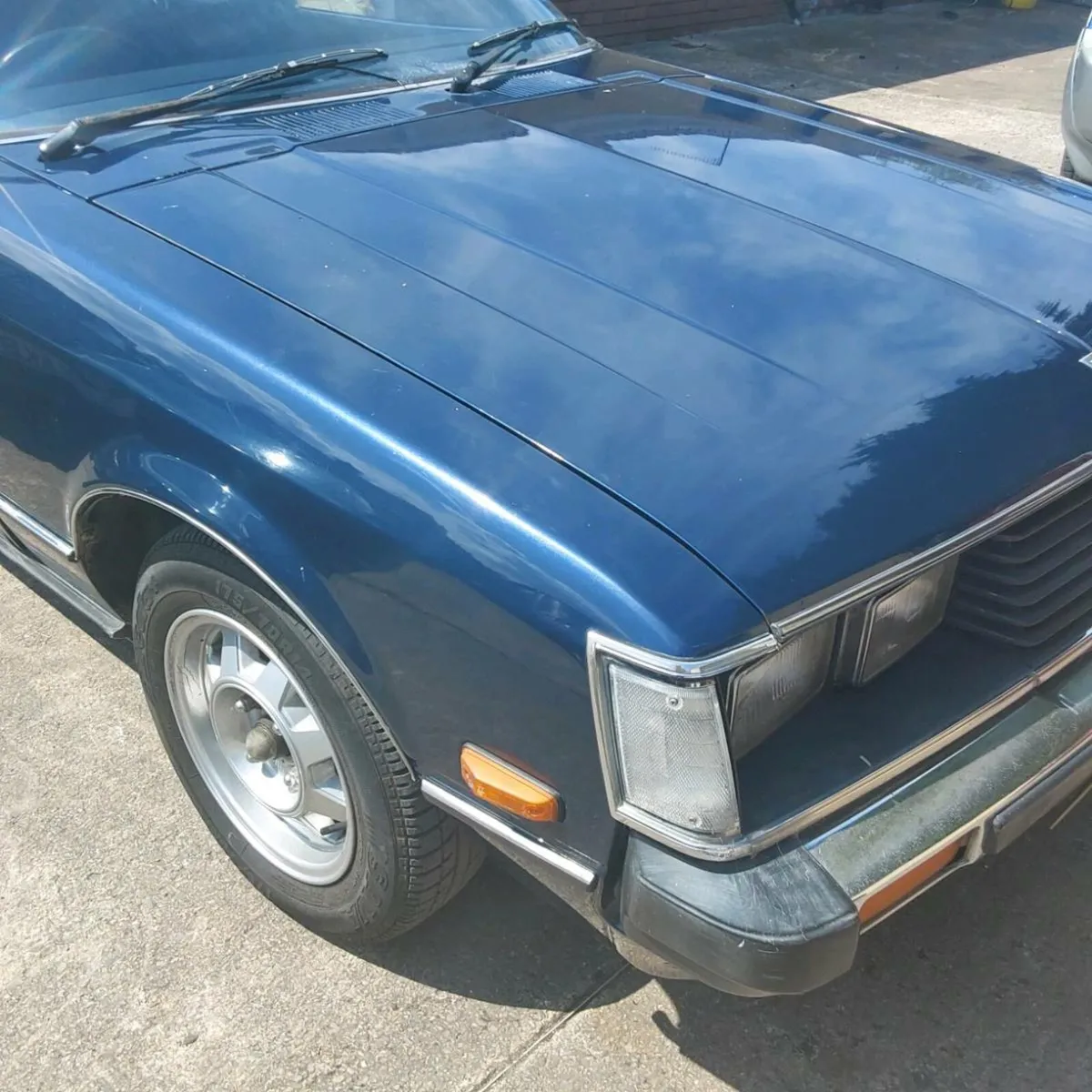 Classic car - Image 1