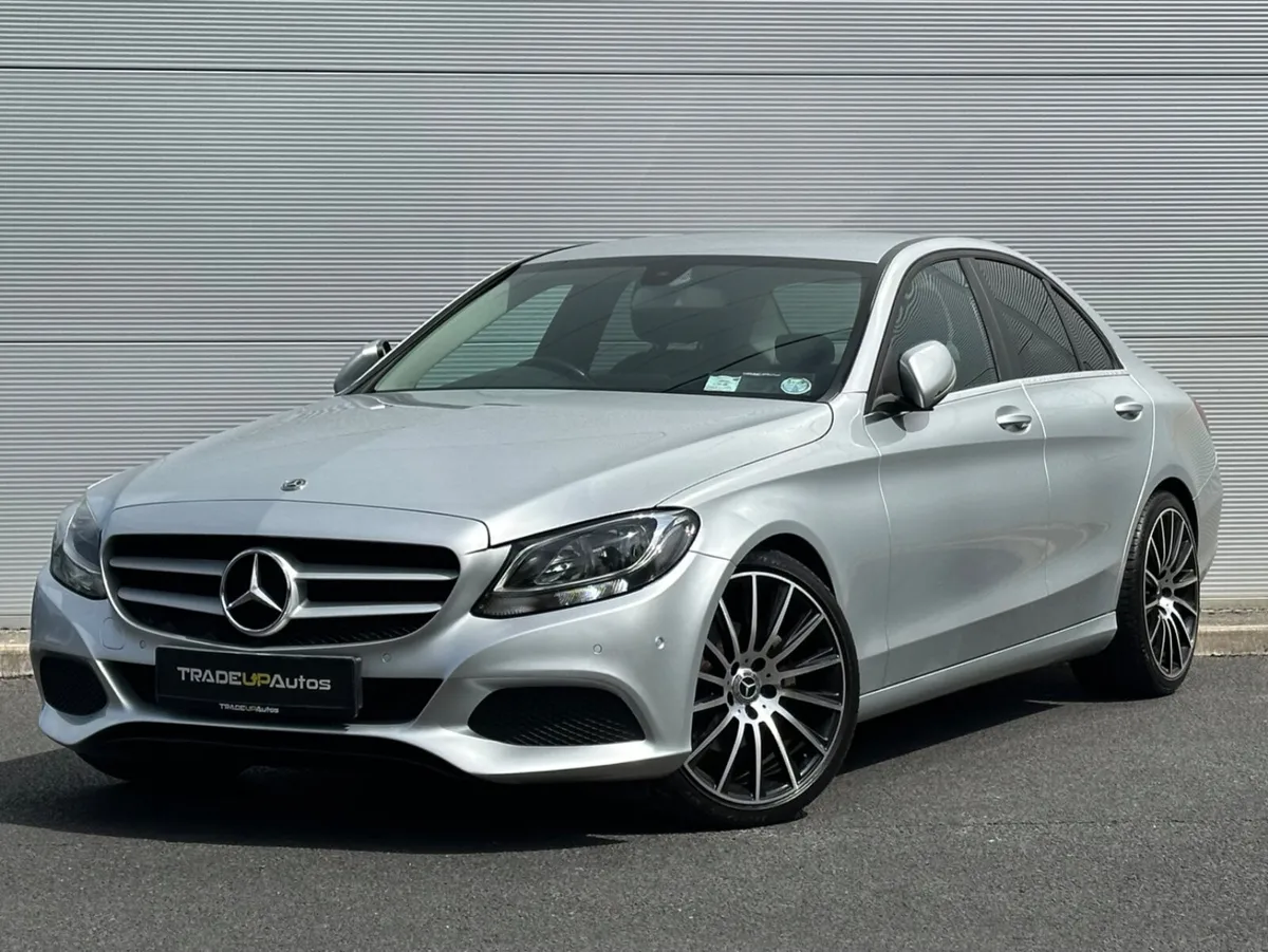 Mercedes-Benz C220d AMG Styling *LowMls - Image 3