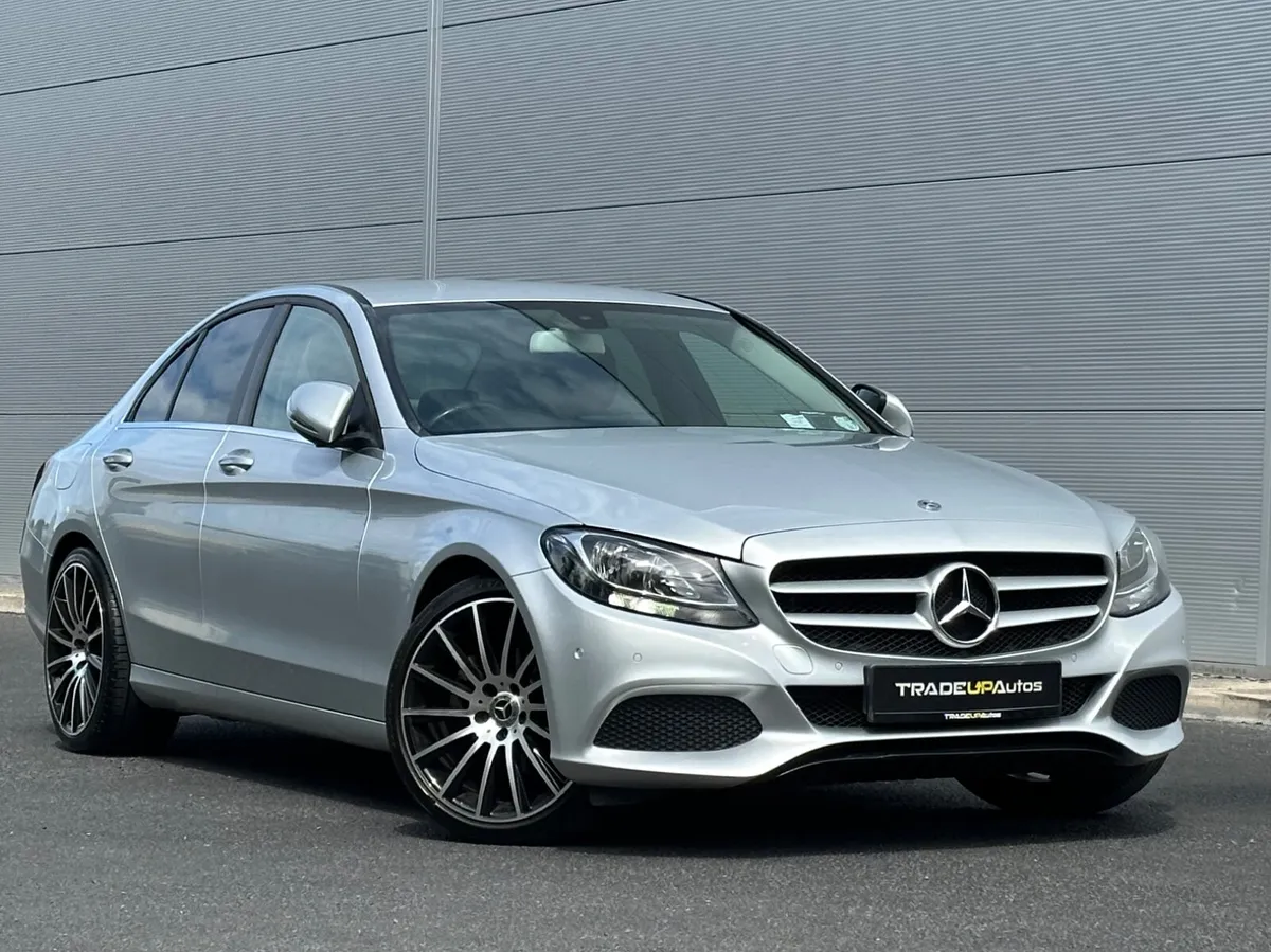 Mercedes-Benz C220d AMG Styling *LowMls - Image 1