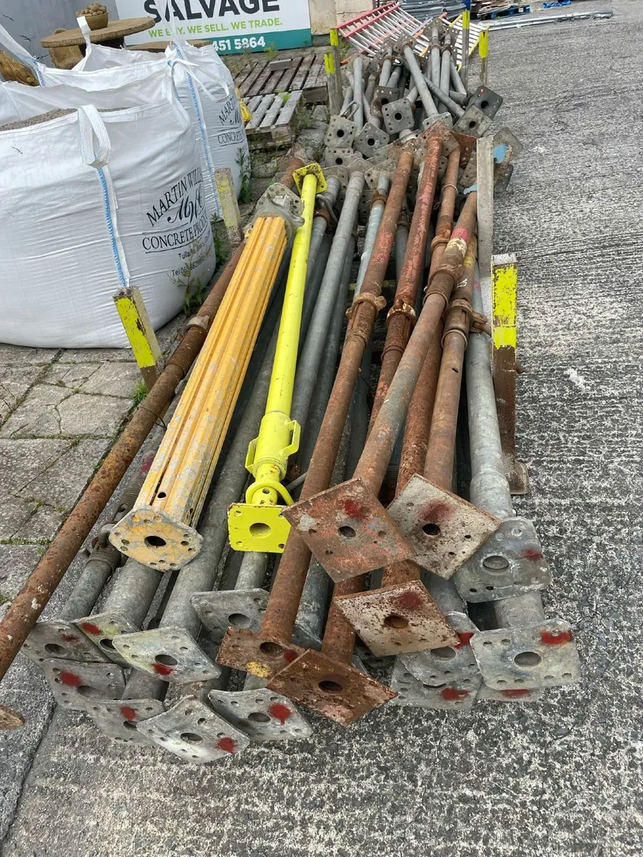 Galvanised Heavy Duty Adjustable Acrow Props - Image 3