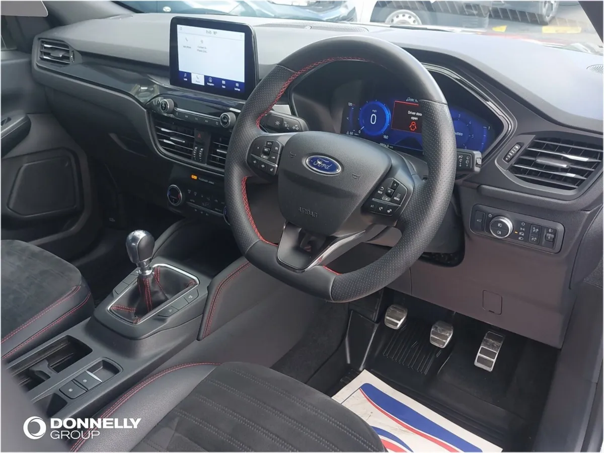 Ford Kuga Diesel Estate ST-Line Edition - Image 4