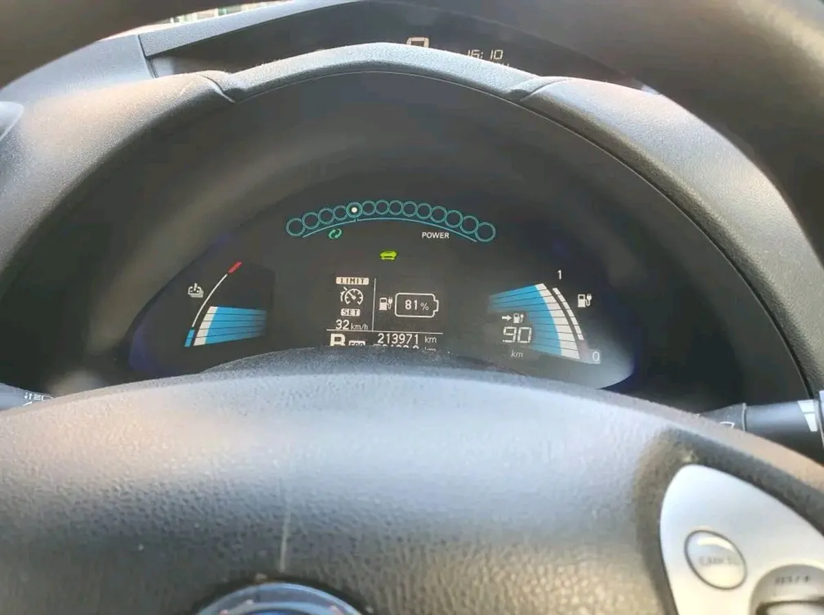 Nissan Leaf 2013 - Image 4