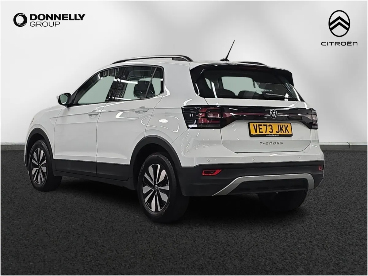 Volkswagen T-cross Estate Move - Image 2