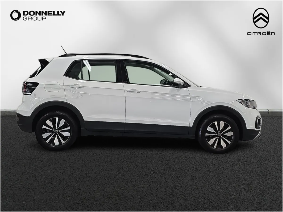 Volkswagen T-cross Estate Move - Image 3