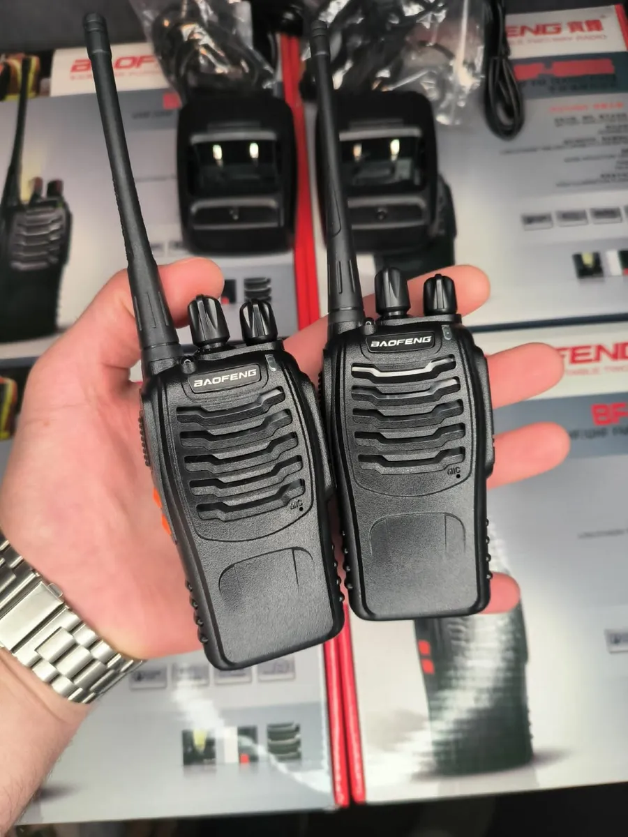 Long Range Walkie Talkie Radios Set Of 2PCS New - Image 1