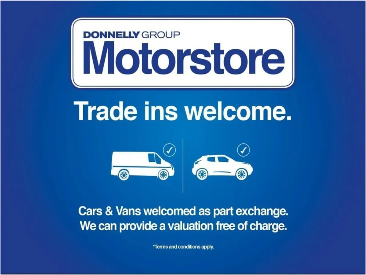 Volkswagen Golf Hatchback GTE - Image 4