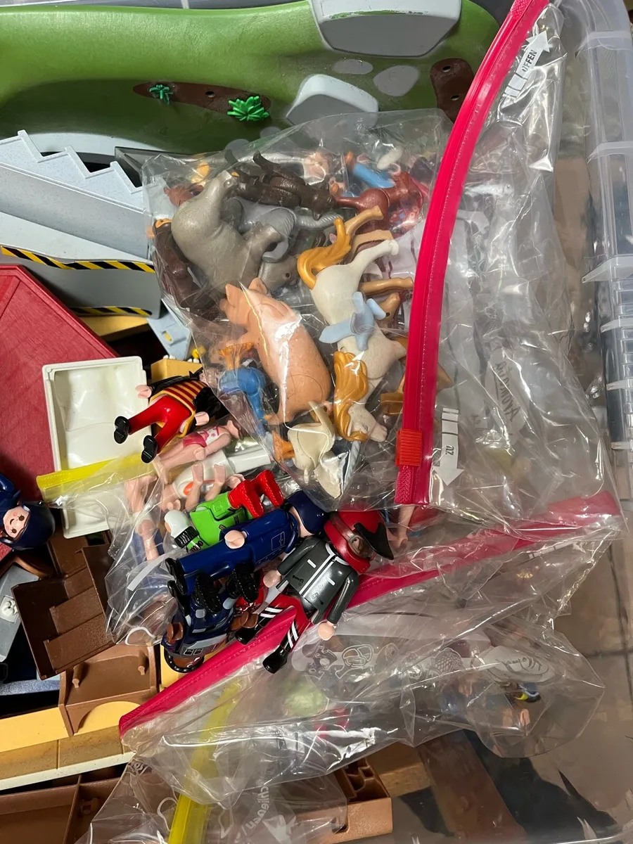 Large Playmobil Bundle. - Image 3