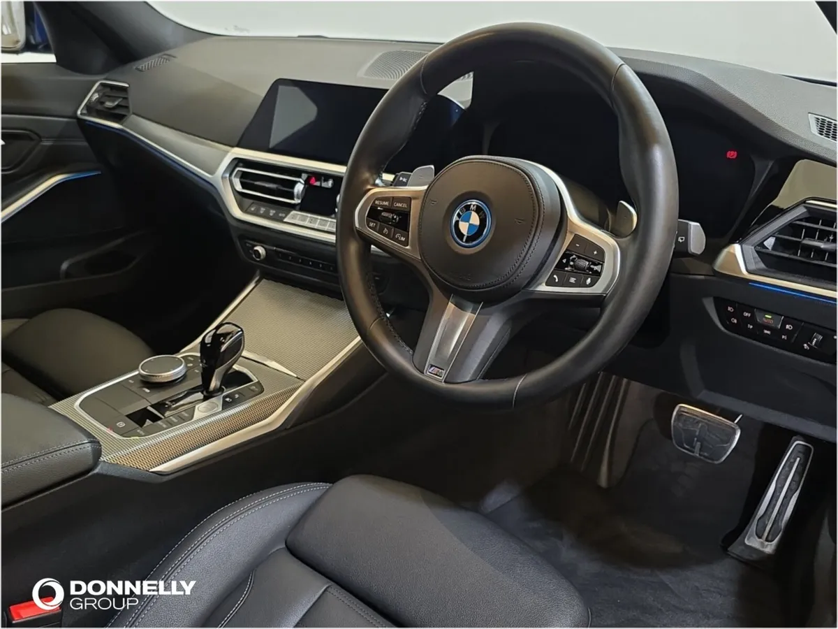 BMW 3 Series Touring M Sport - Image 4