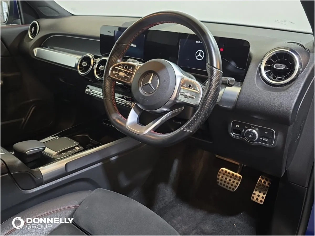 Mercedes-Benz Glb Estate AMG Line - Image 4