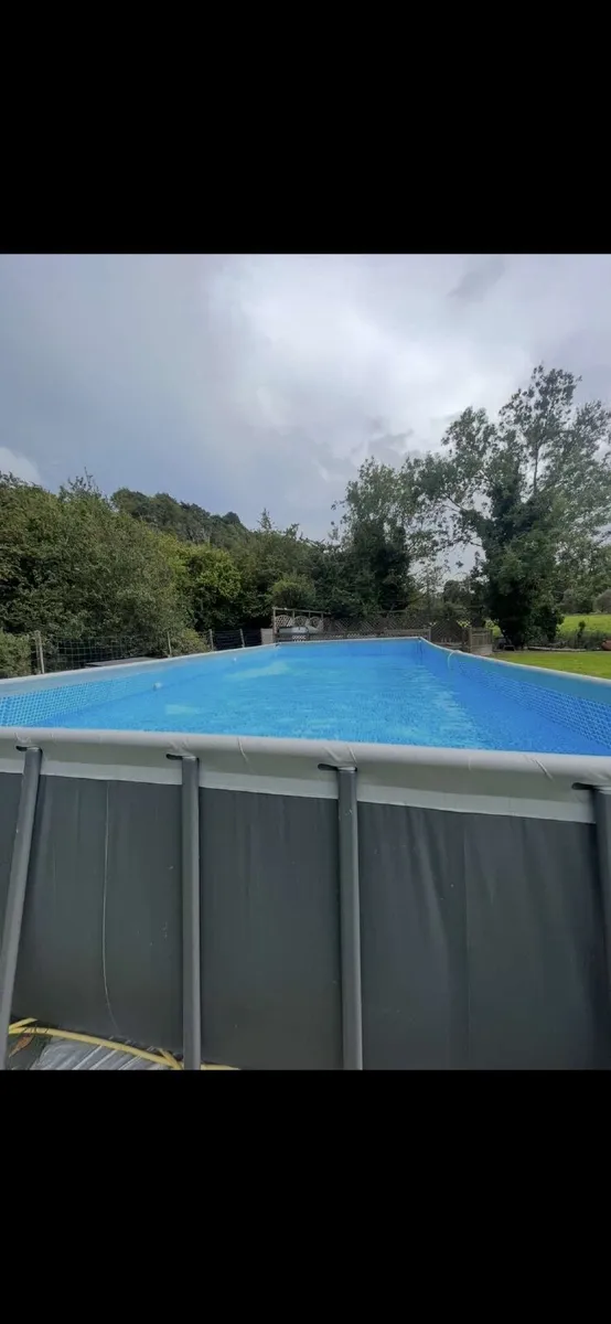 swimming pool - Image 4