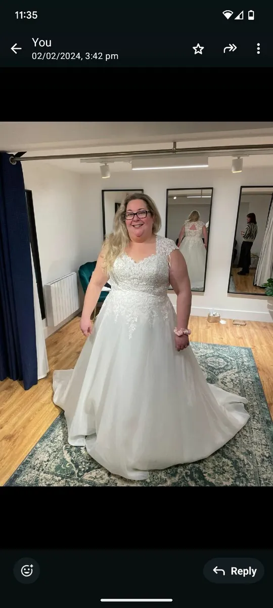 Wedding dress