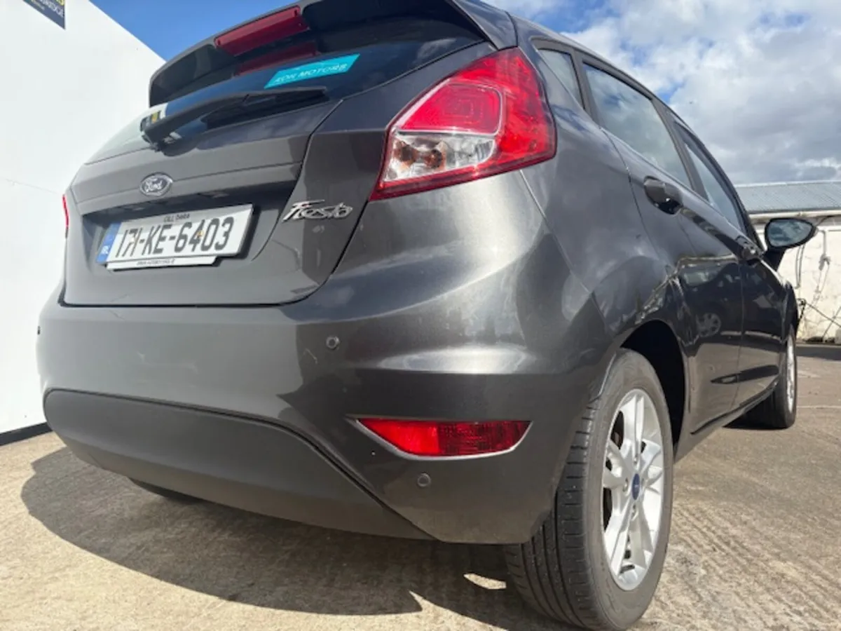 Ford Fiesta 2017 1.25 ZETEC - Image 3