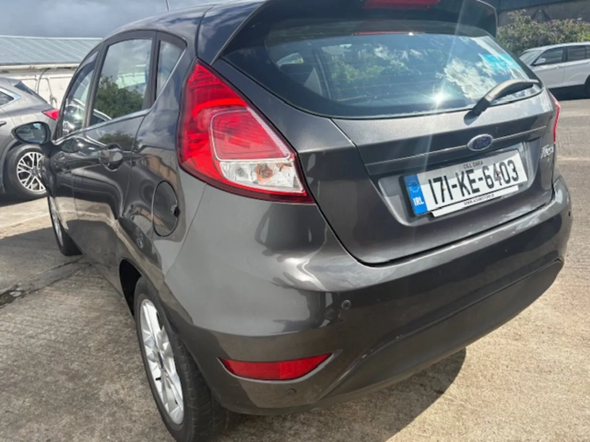 Ford Fiesta 2017 1.25 ZETEC - Image 4