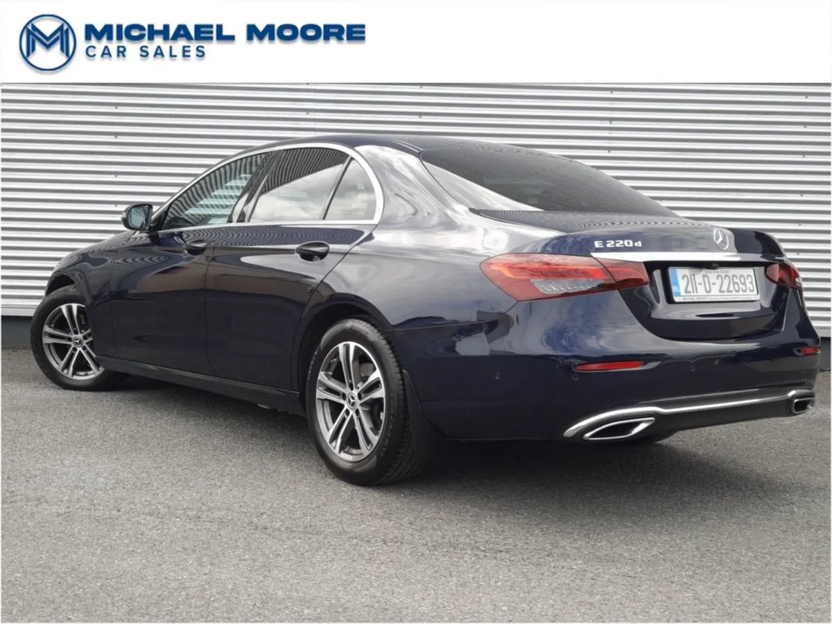 Mercedes-Benz E-Class E 220 D A/T Avantgarde - Image 4
