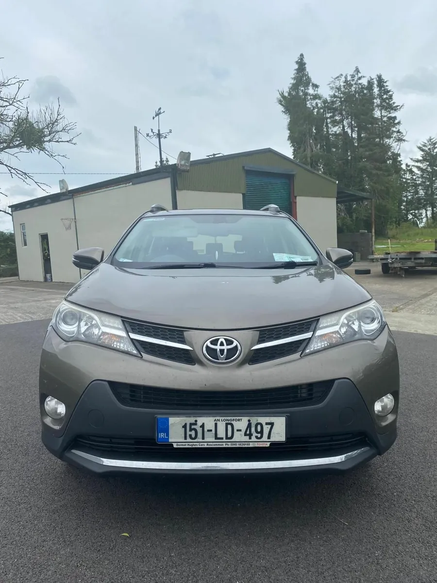 Toyota RAV4 2015 - Image 1