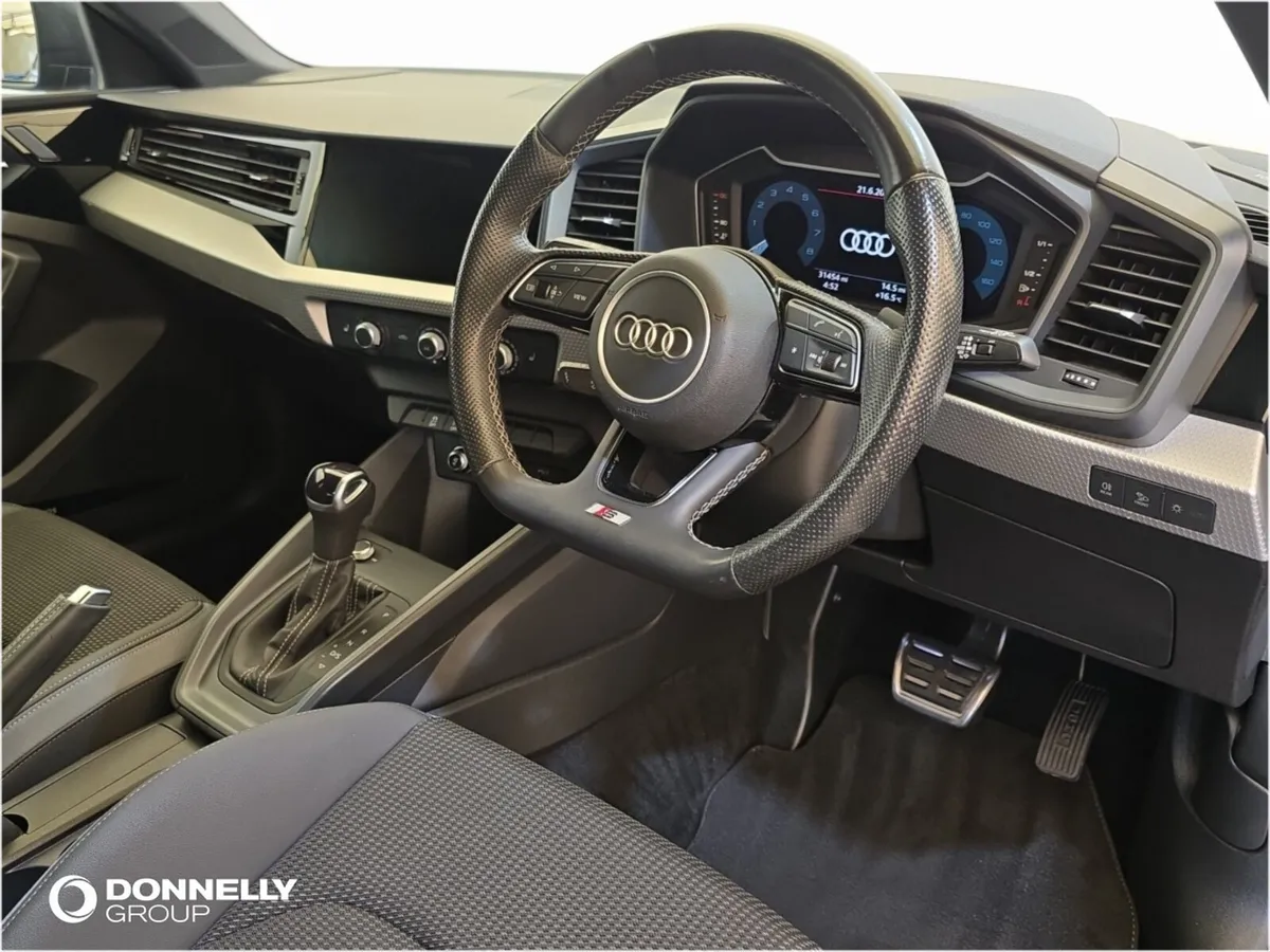 Audi A1 Sportback Black Edition - Image 4