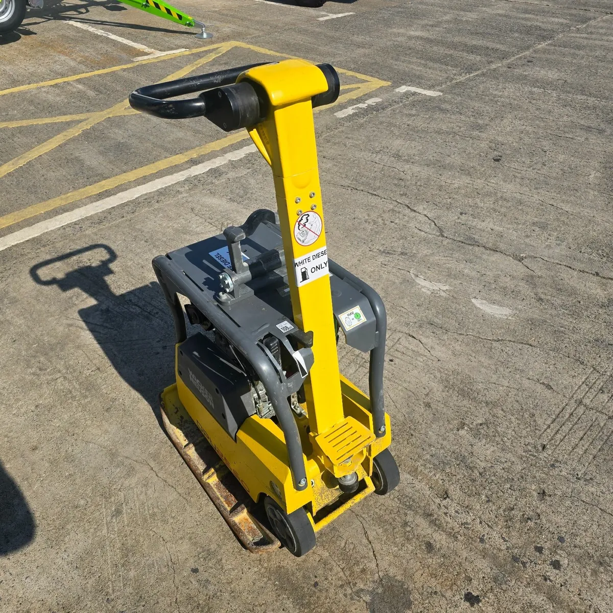 Wacker Diesel Forward and Reverse Plate Vibration - Image 4