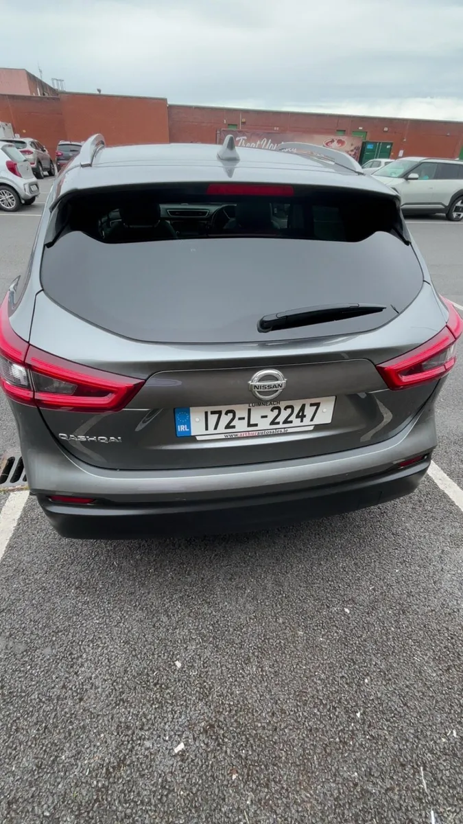 Nissan Qashqai Tekna High Spec - Image 4
