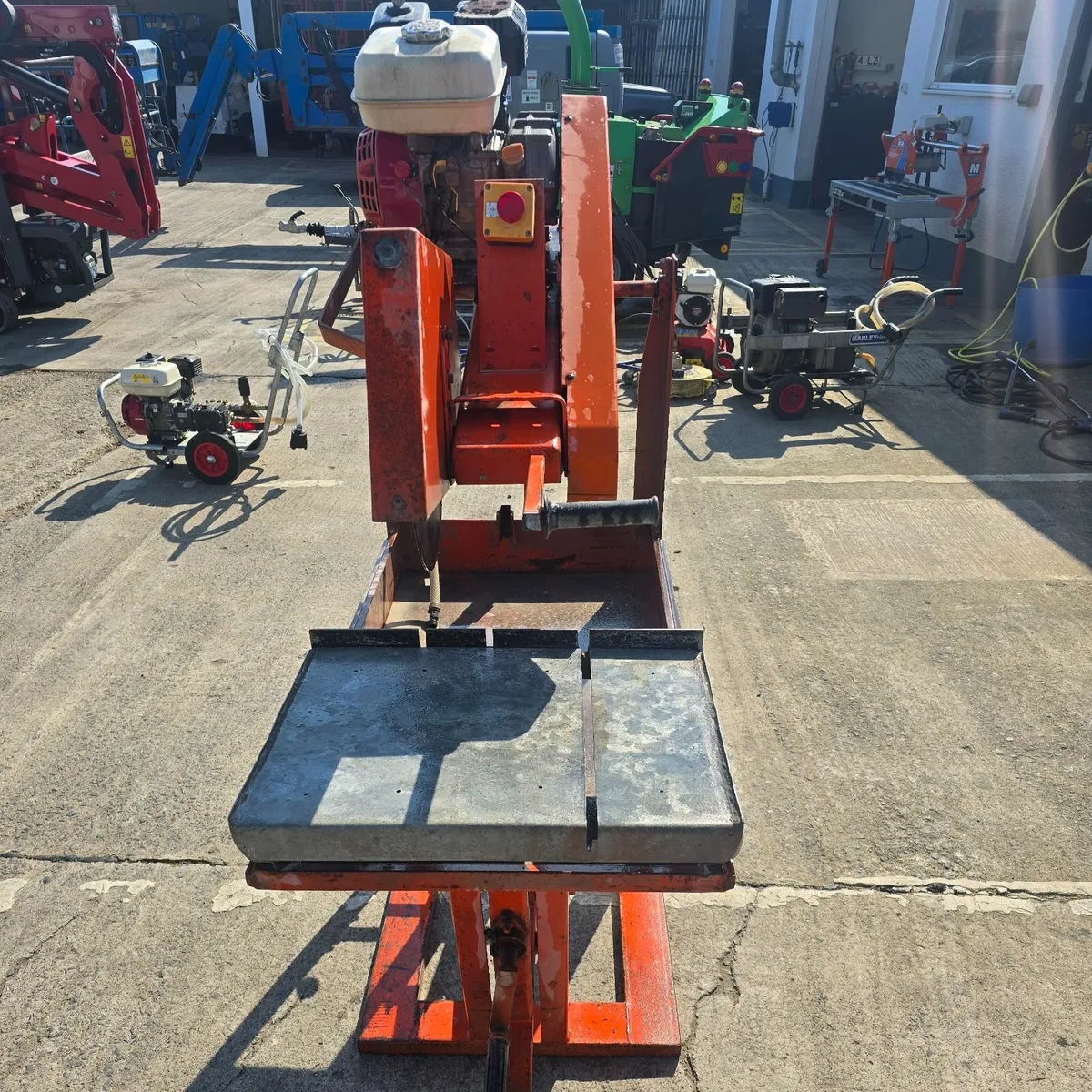 Clipper 14" Masonry Bench Saw - Image 2