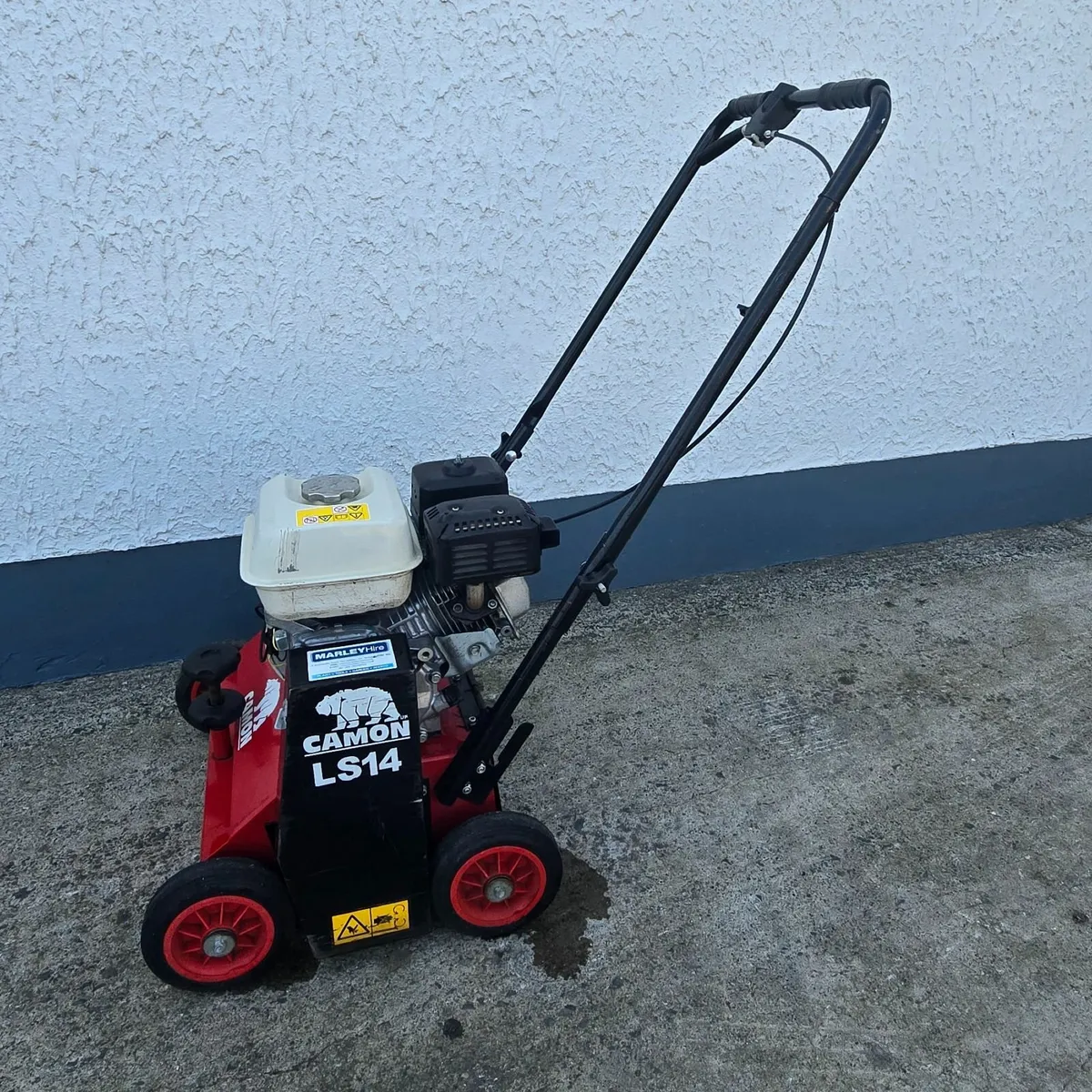 Camon Lawn Scarifier - dethatcher - Image 1
