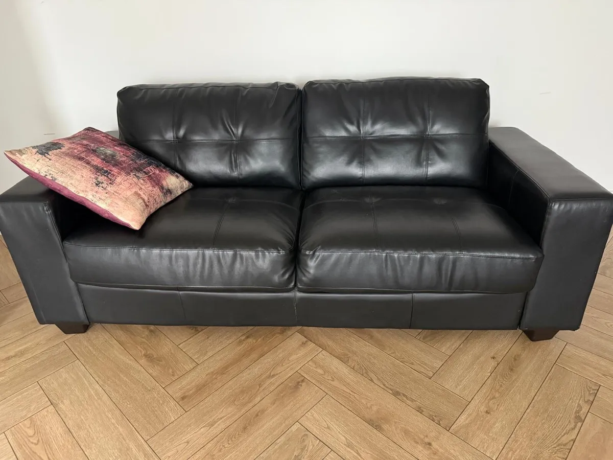 Couch 3+2 - Image 2