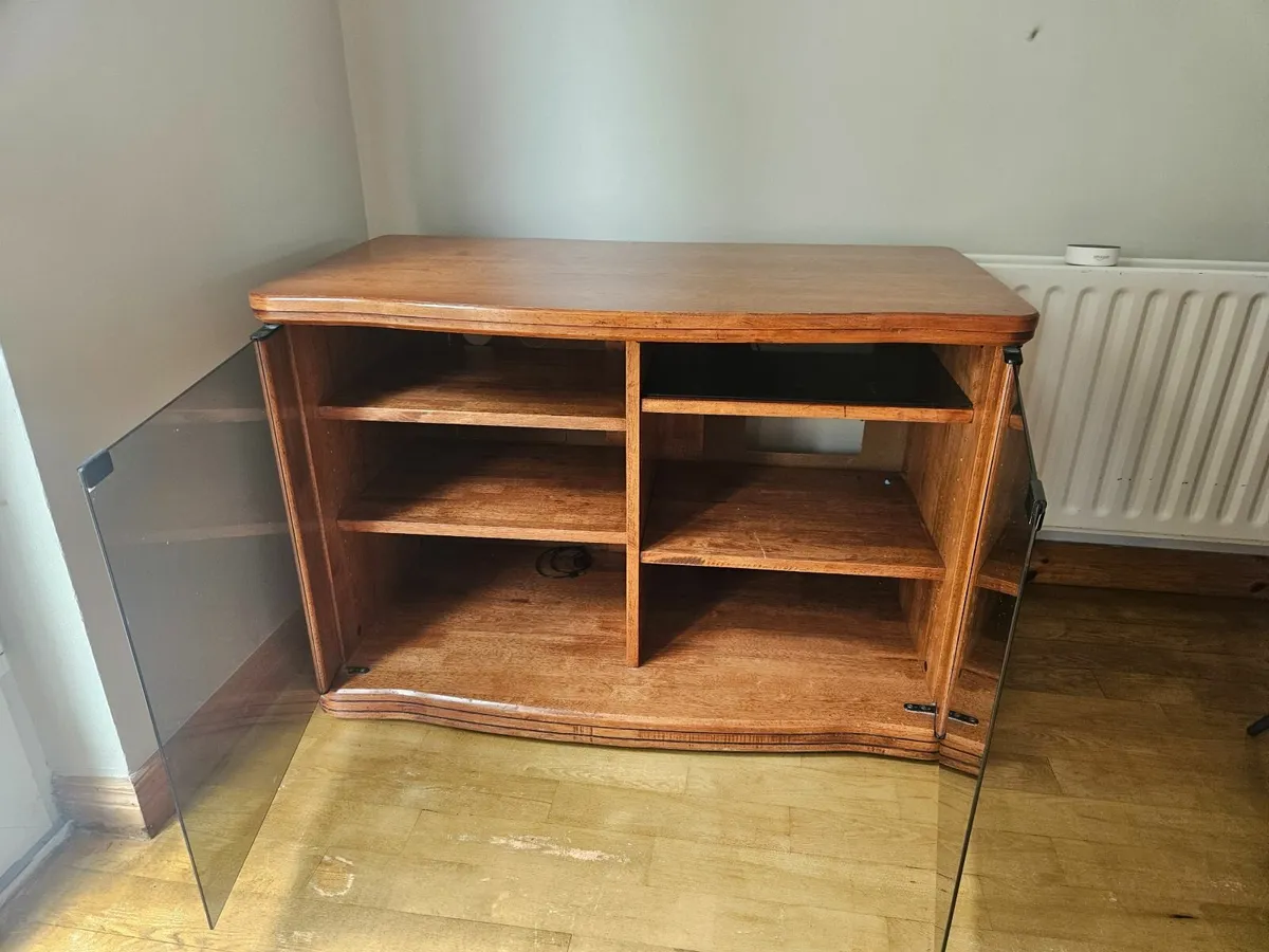 TV cabinet - Image 2