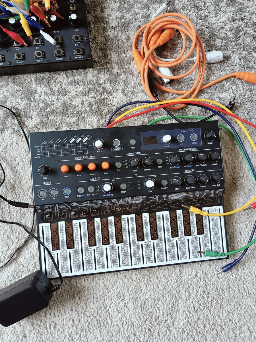 Arturia Microfreak.