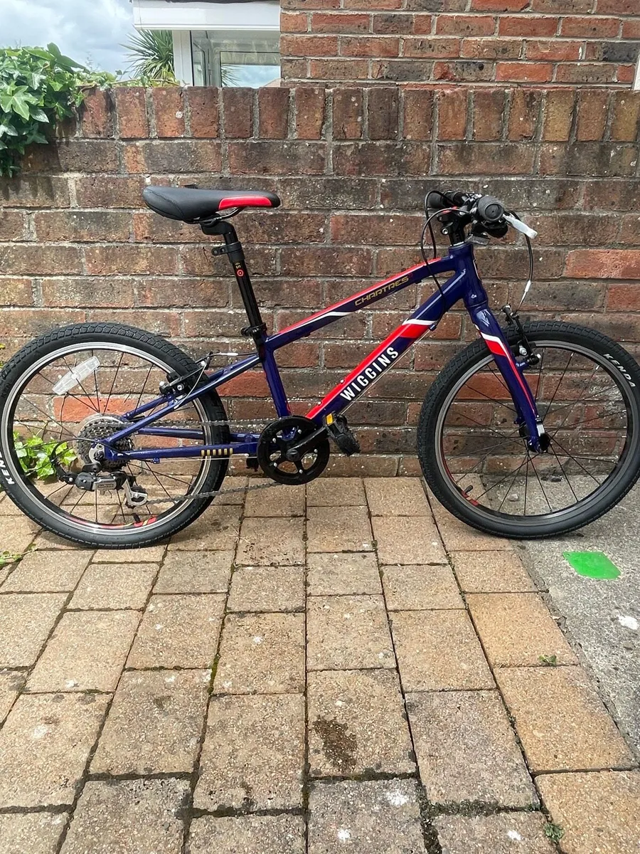 Wiggins Chartres - Image 1