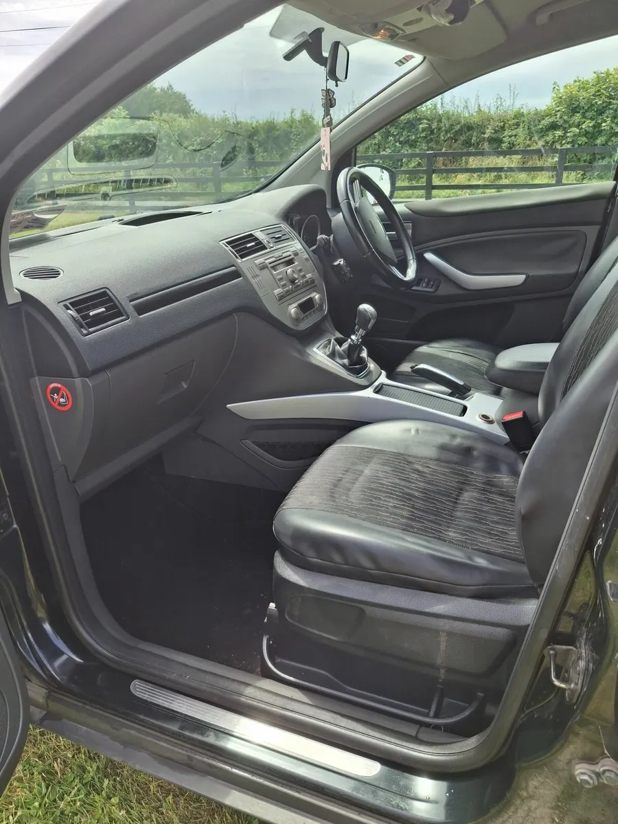 Ford Kuga 2012 - Image 4