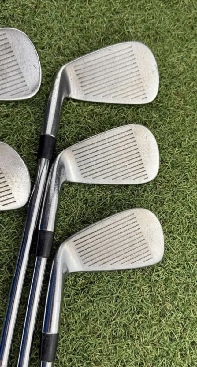 NIKE VR TW IRONS / 5-9 / DYNAMIC GOLD S300 STIFF - Image 4