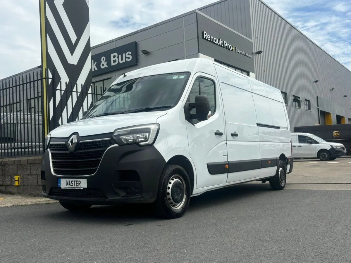 Renault Master FWD Lm35 dCi Business 135 L3h2 - Image 1