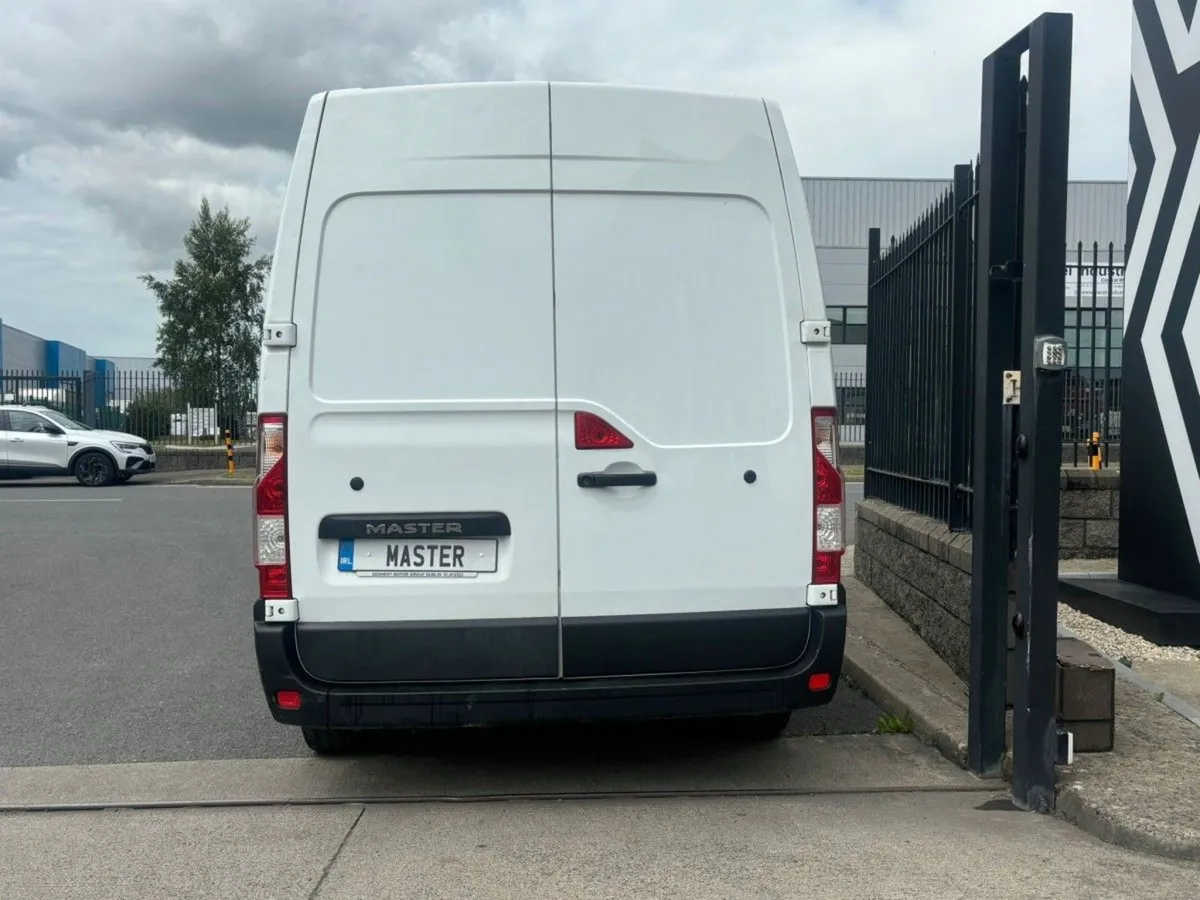 Renault Master FWD Lm35 dCi Business 135 L3h2 - Image 4